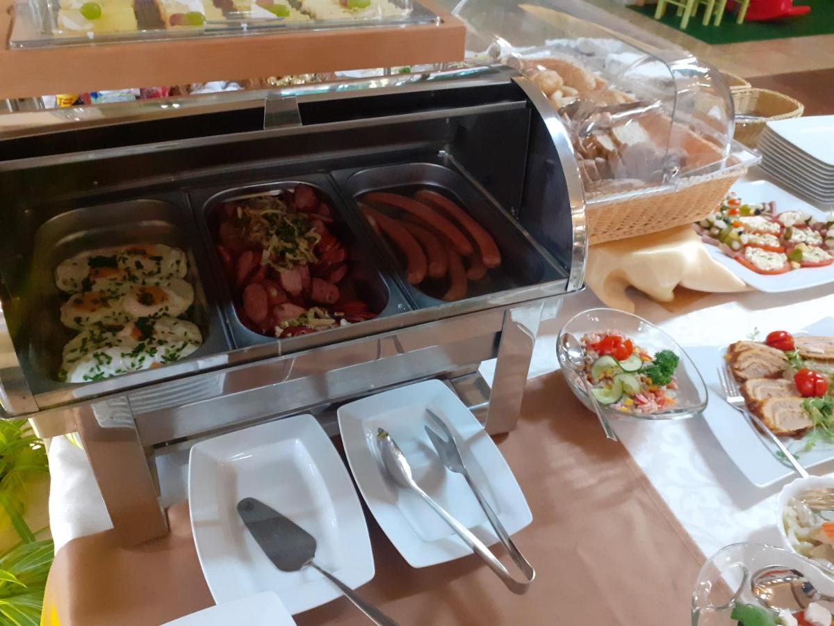 Hotel Sahara Bielsko-Biała Dış mekan fotoğraf