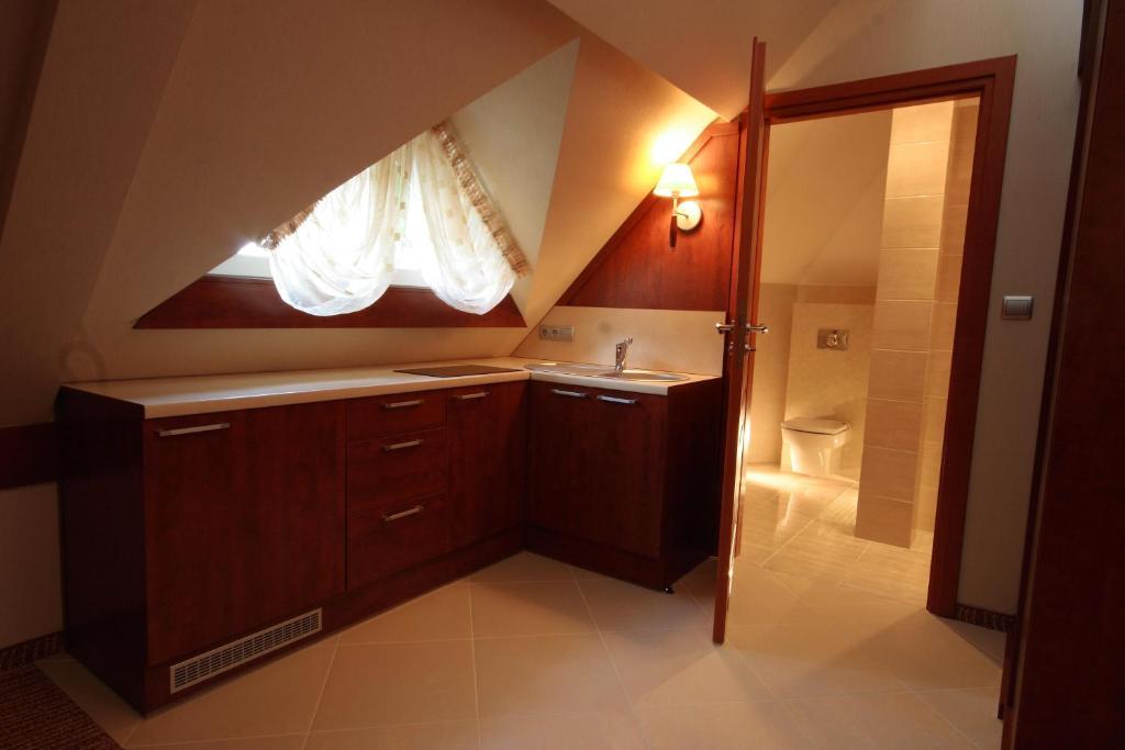 Hotel Sahara Bielsko-Biała Oda fotoğraf